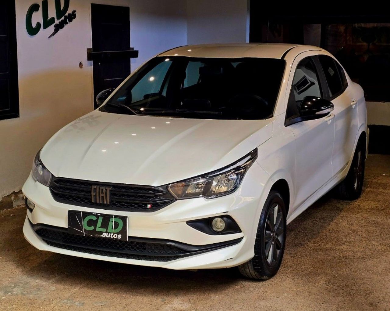 Fiat Cronos Usado Financiado en Mendoza, deRuedas