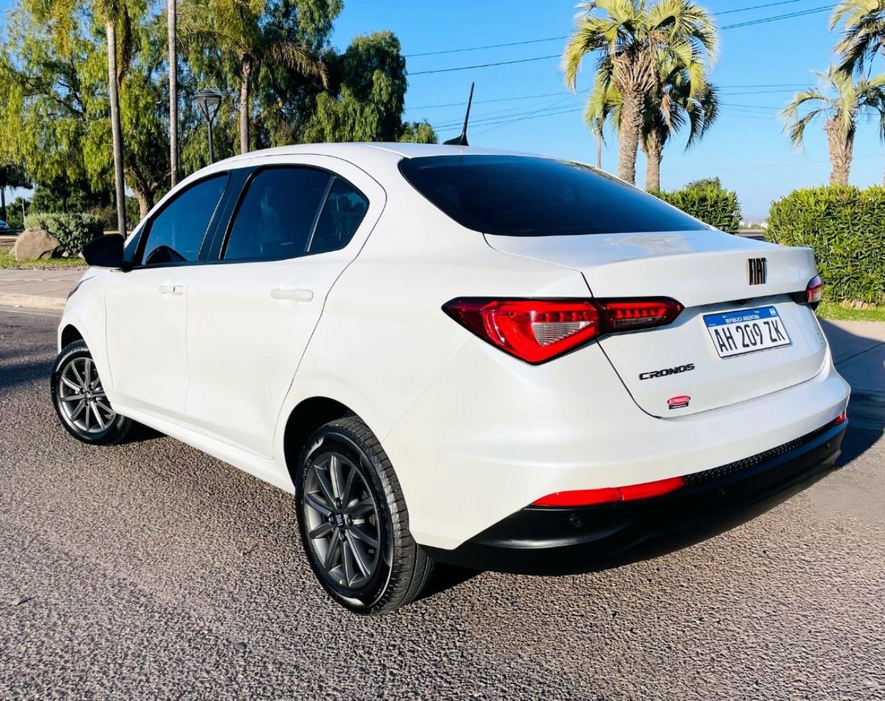 Fiat Cronos Usado Financiado en Mendoza, deRuedas