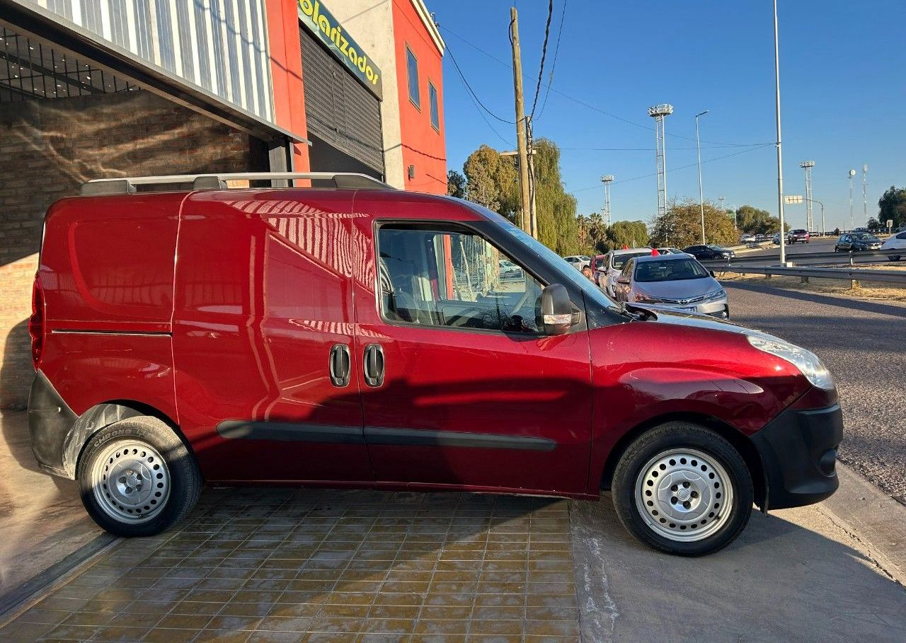 Fiat Doblo Usada Financiado en San Juan, deRuedas