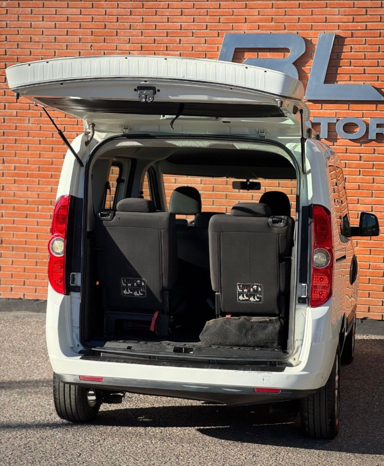 Fiat Doblo Usada Financiado en Córdoba, deRuedas