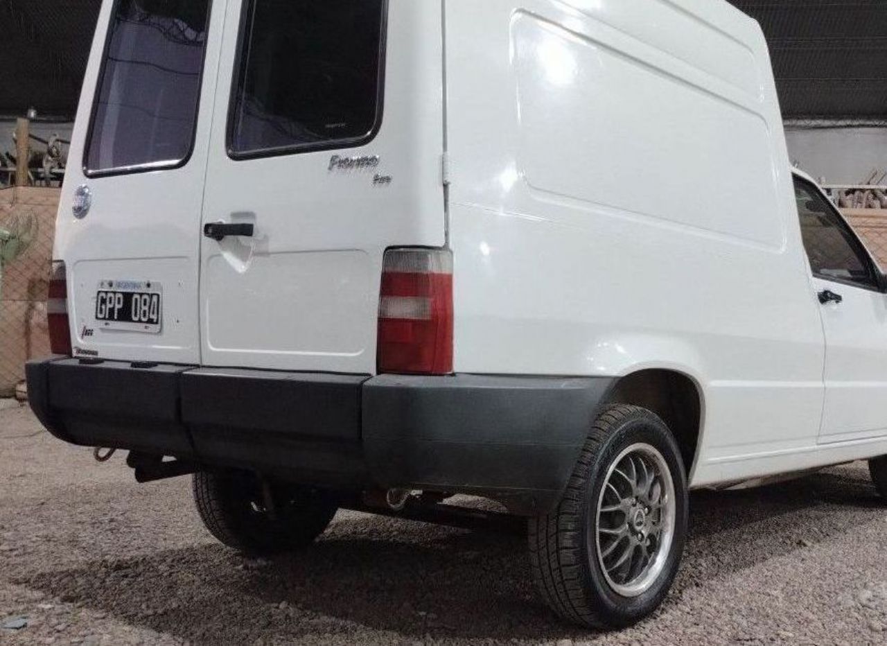 Fiat Fiorino Usada en Mendoza, deRuedas