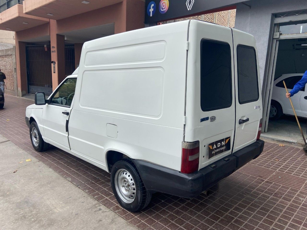 Fiat Fiorino Usada en Mendoza, deRuedas