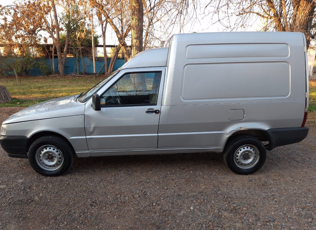 Fiat Fiorino Usada en Mendoza, deRuedas