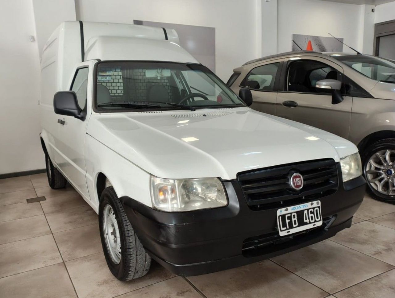 Fiat Fiorino Usada Financiado en Mendoza, deRuedas