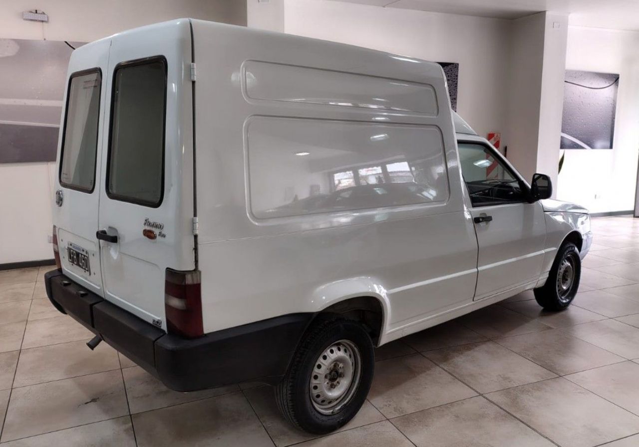 Fiat Fiorino Usada Financiado en Mendoza, deRuedas