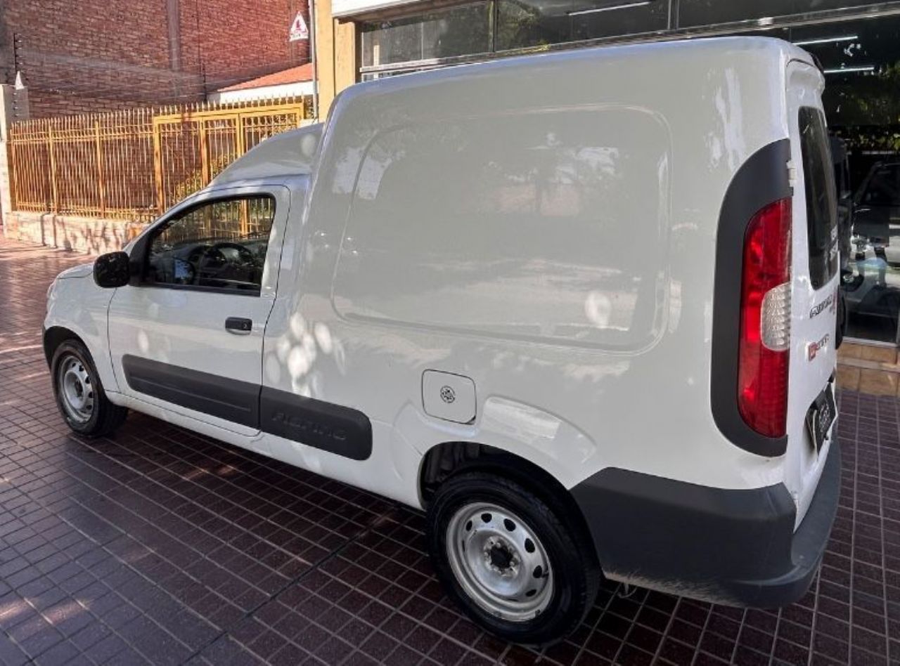 Fiat Fiorino Usada Financiado en Mendoza, deRuedas