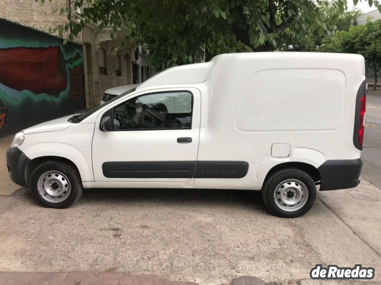 Fiat Fiorino Usada en Mendoza, deRuedas