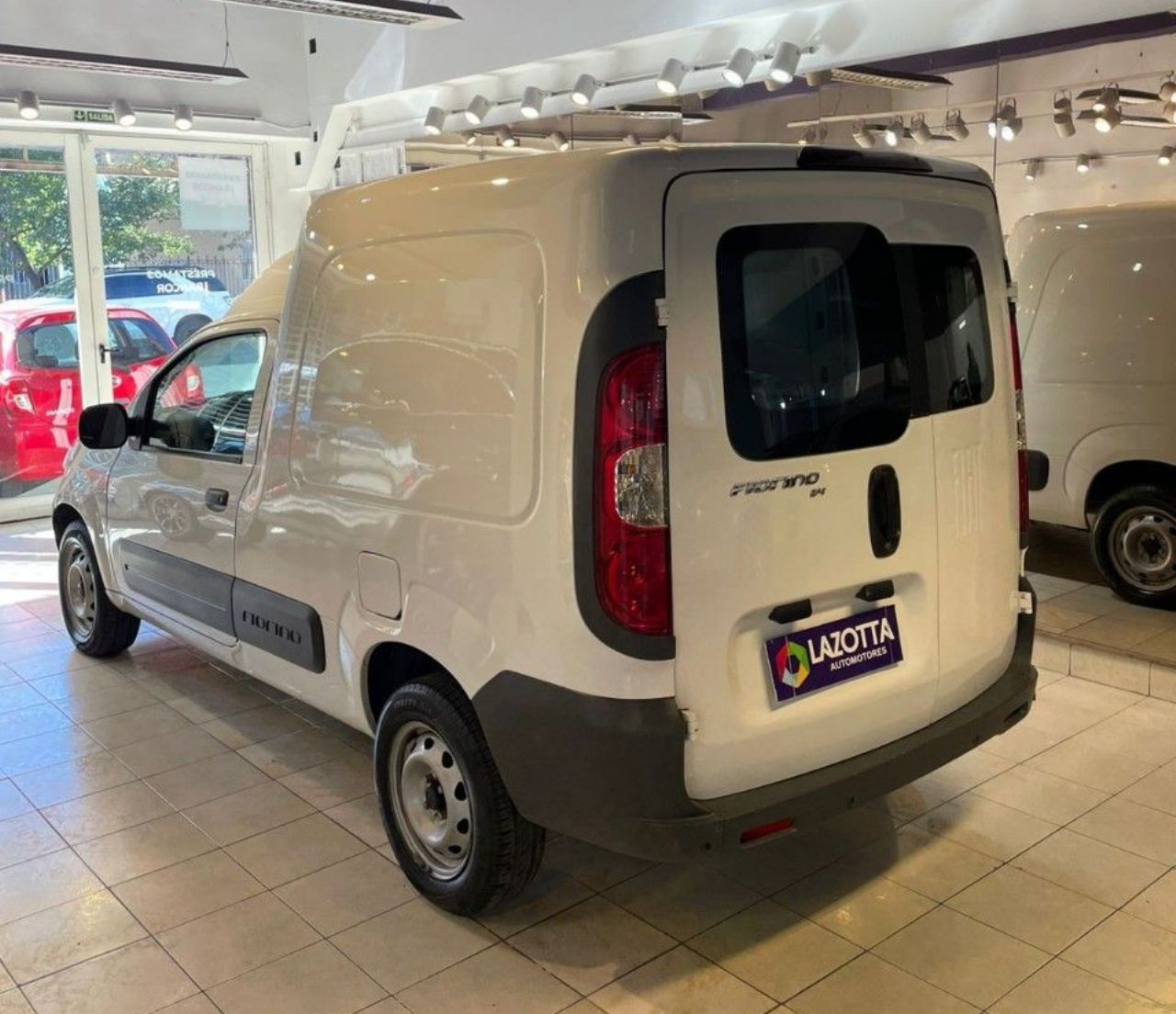 Fiat Fiorino Usada Financiado en Córdoba, deRuedas