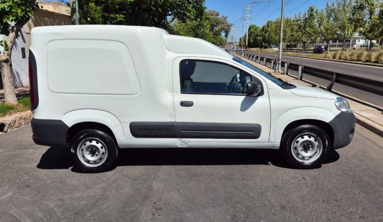 Fiat Fiorino Usada Financiado en Mendoza, deRuedas