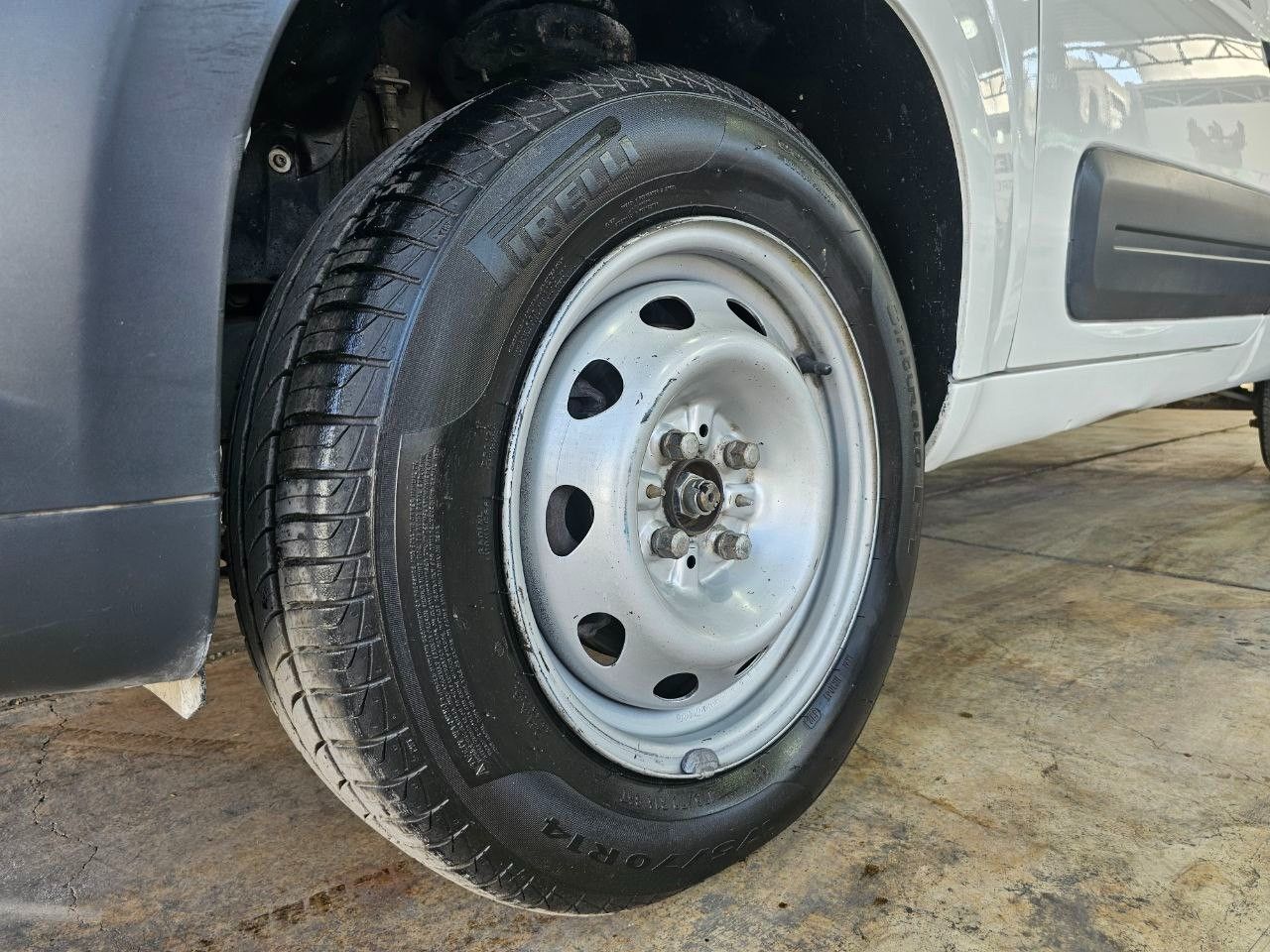 Fiat Fiorino Usada en Mendoza, deRuedas