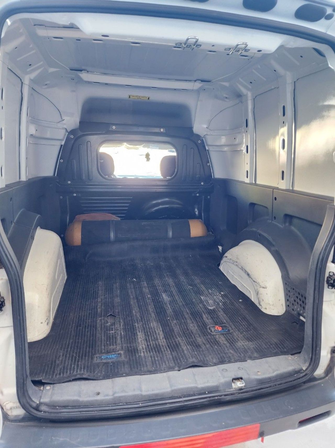Fiat Fiorino Usada en Mendoza, deRuedas