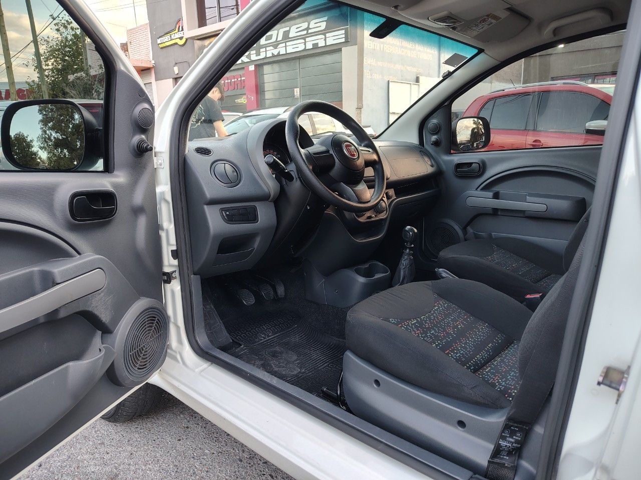 Fiat Fiorino Usada Financiado en San Juan, deRuedas