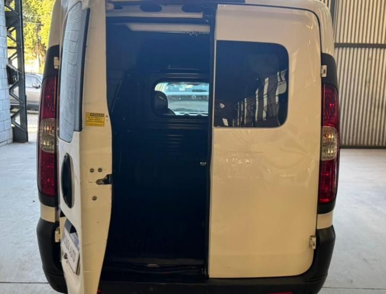 Fiat Fiorino Usada Financiado en Córdoba, deRuedas