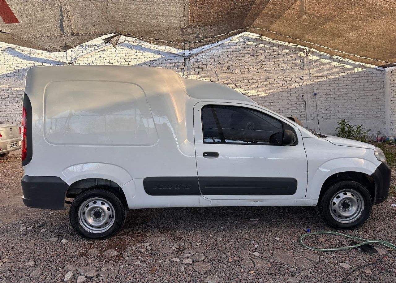 Fiat Fiorino Usada Financiado en Mendoza, deRuedas