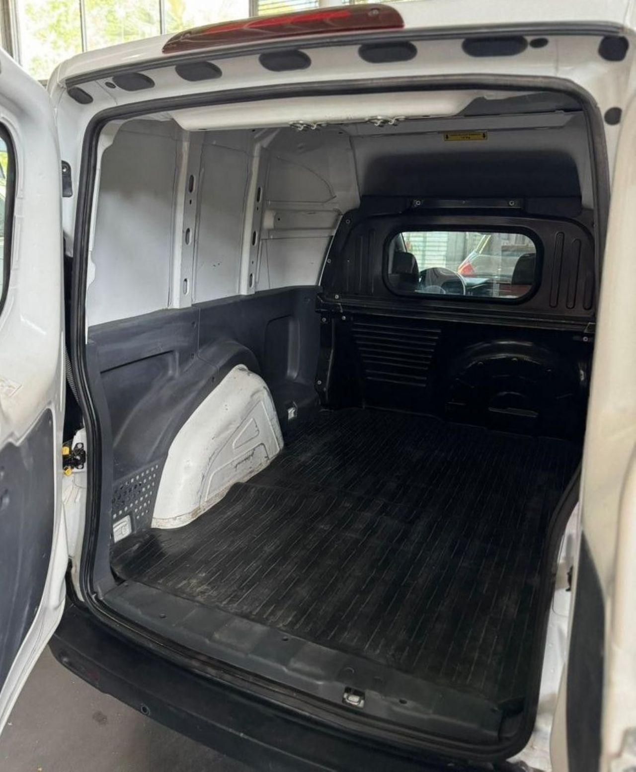 Fiat Fiorino Usada en Mendoza, deRuedas