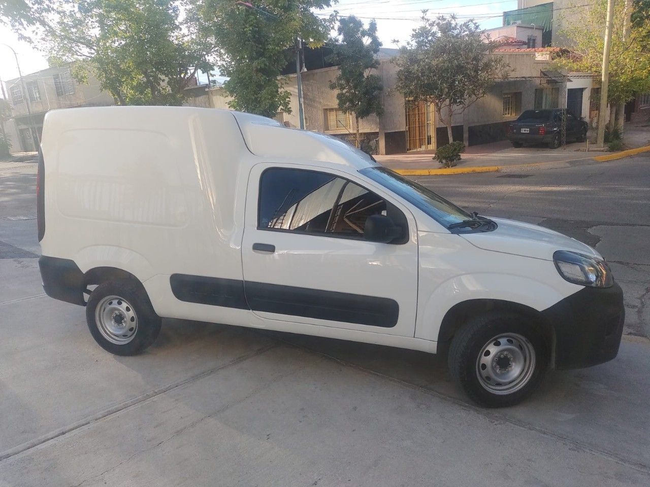 Fiat Fiorino Usada Financiado en Mendoza, deRuedas