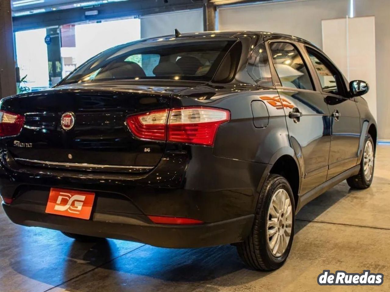 Fiat Grand Siena Usado en Córdoba, deRuedas