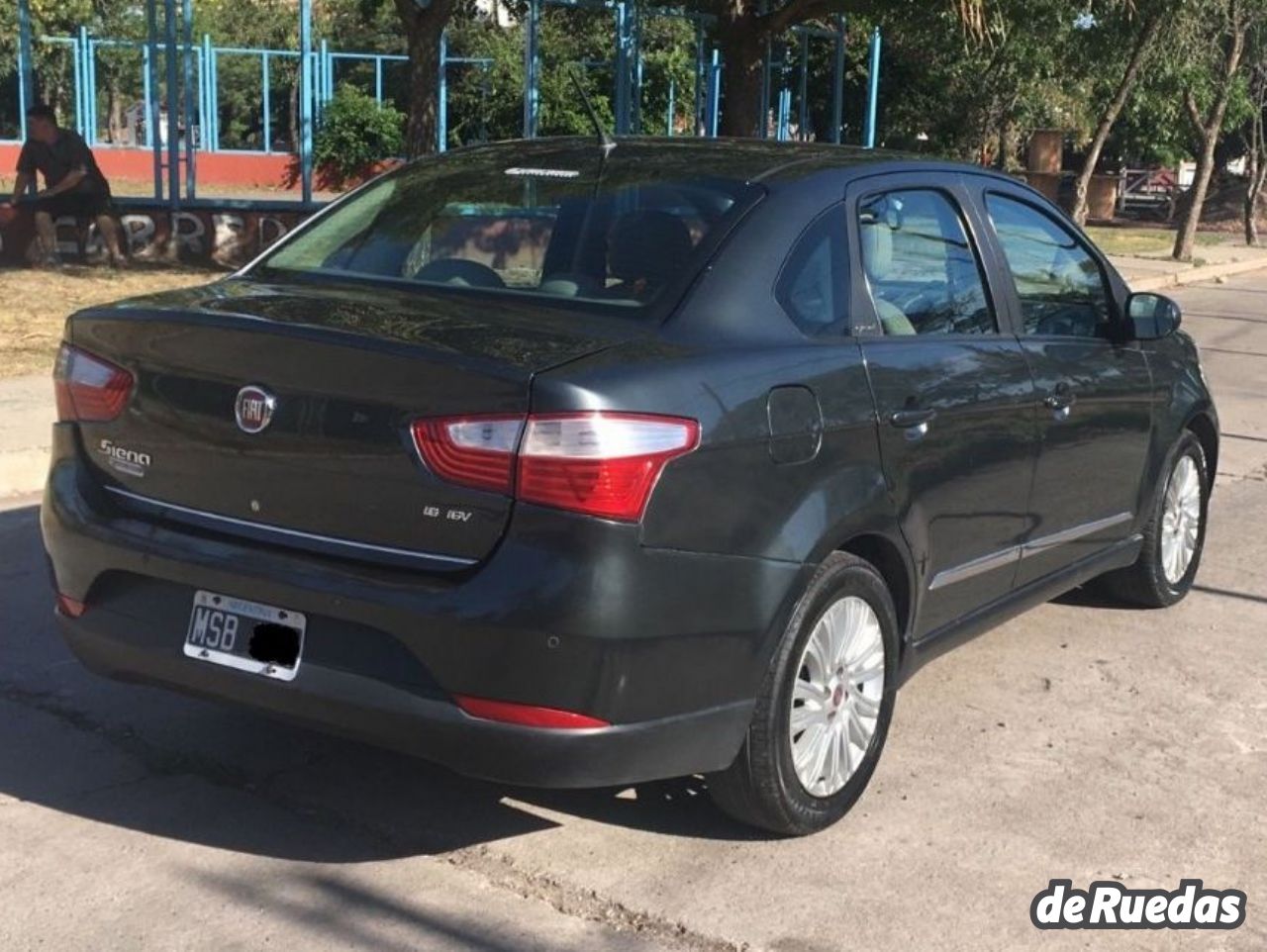 Fiat Grand Siena Usado en Córdoba, deRuedas