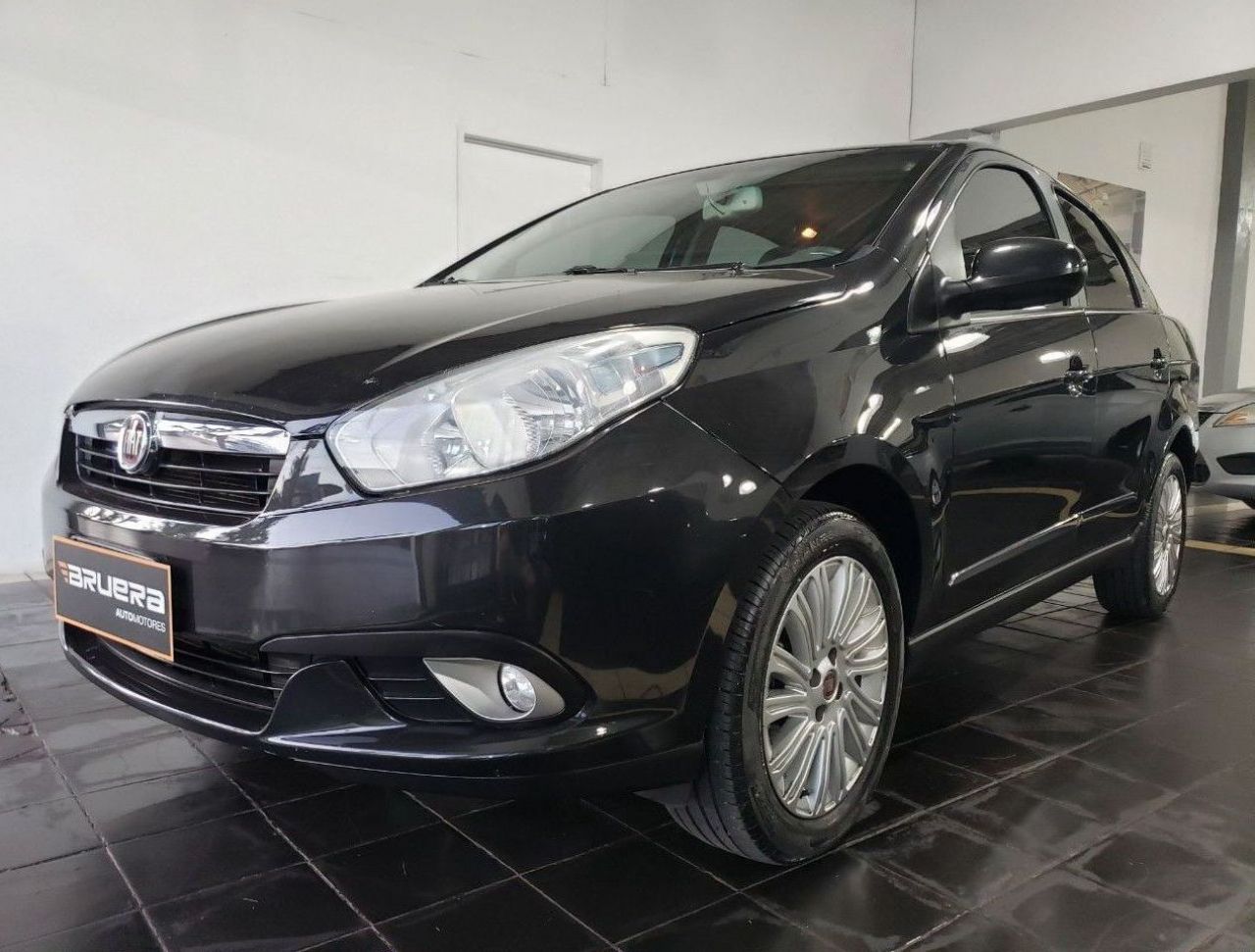 Fiat Grand Siena Usado Financiado en Mendoza, deRuedas
