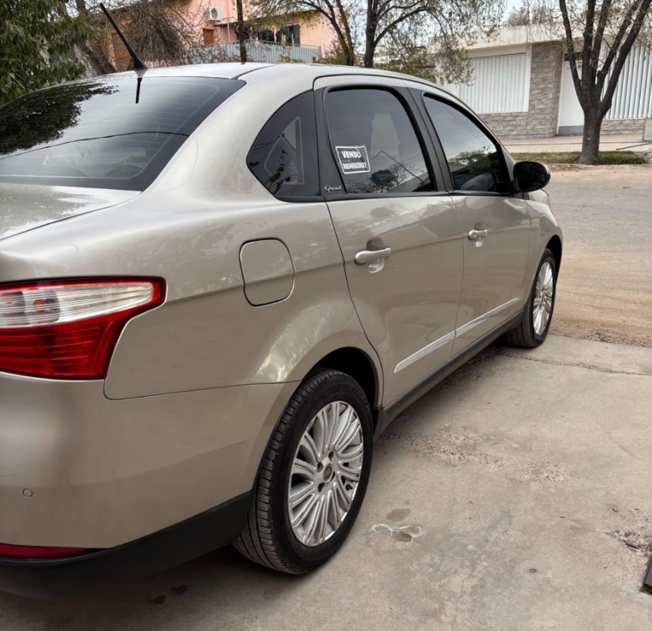 Fiat Grand Siena Usado en Mendoza, deRuedas