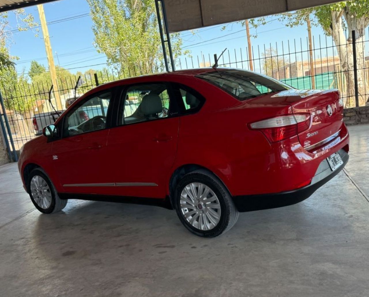 Fiat Grand Siena Usado Financiado en Mendoza, deRuedas