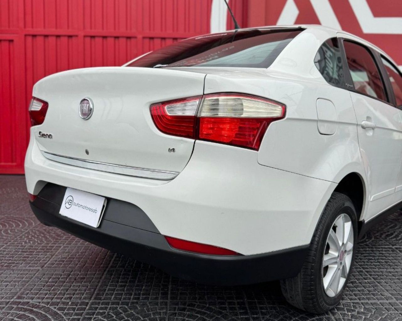 Fiat Grand Siena Usado Financiado en Córdoba, deRuedas