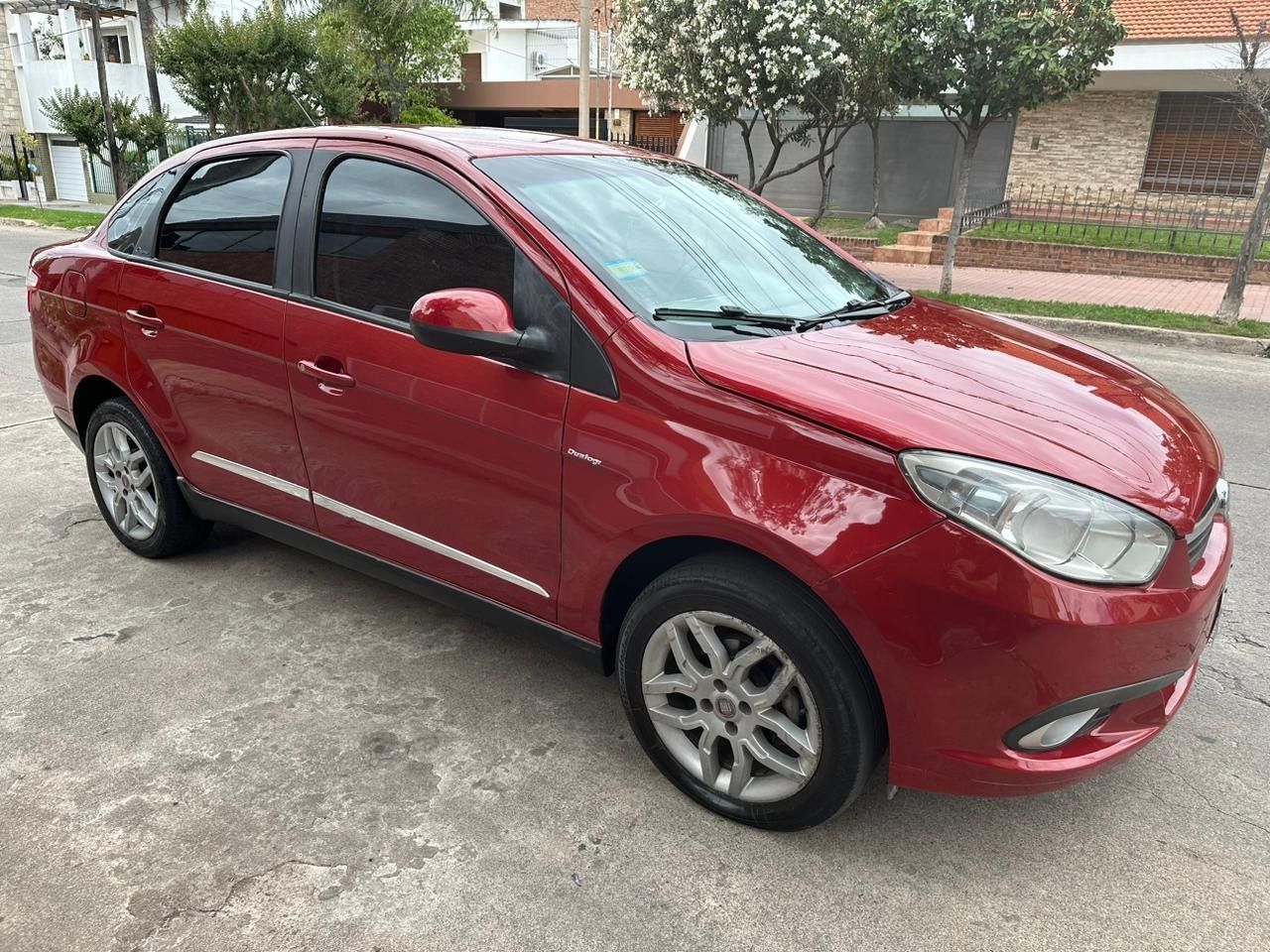 Fiat Grand Siena Usado Financiado en Córdoba, deRuedas