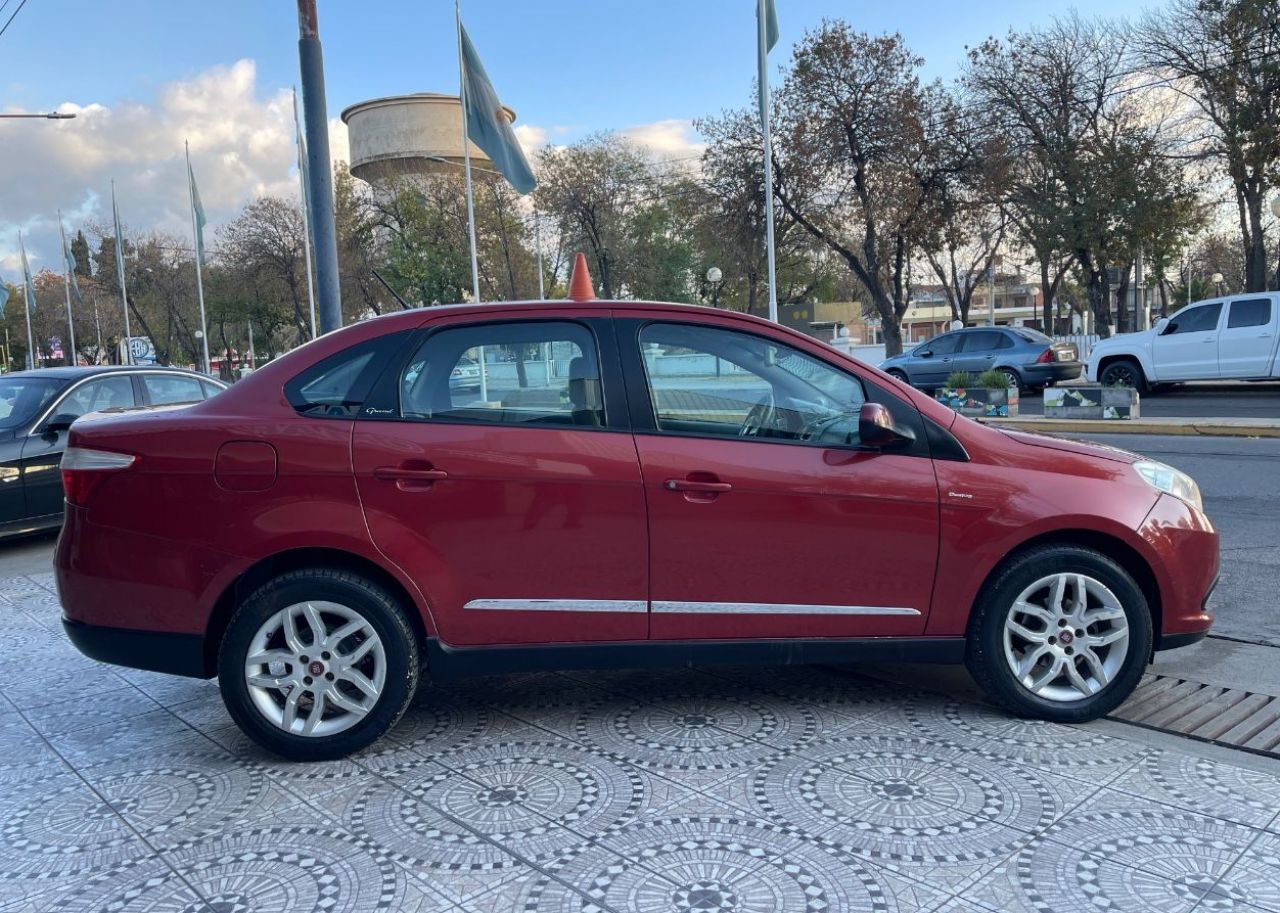 Fiat Grand Siena Usado Financiado en Mendoza, deRuedas