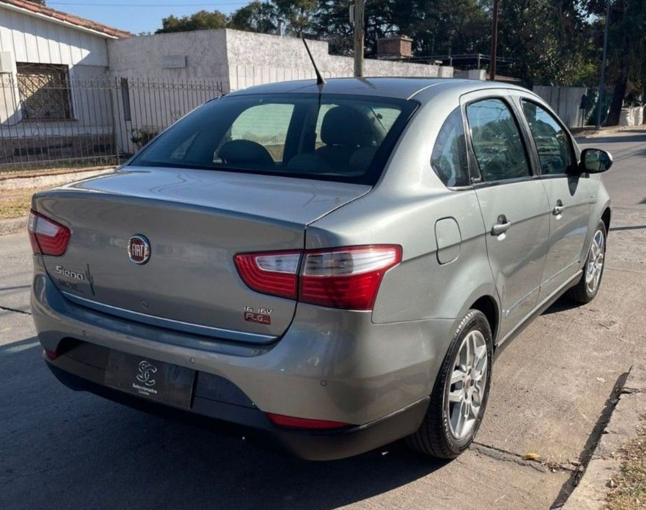 Fiat Grand Siena Usado en Córdoba, deRuedas