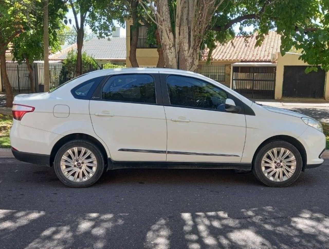 Fiat Grand Siena Usado en Mendoza, deRuedas