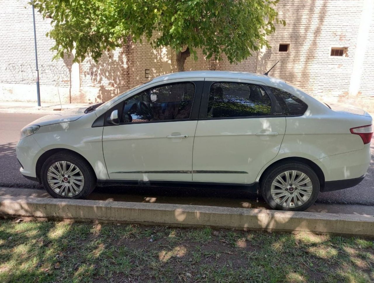 Fiat Grand Siena Usado en Mendoza, deRuedas