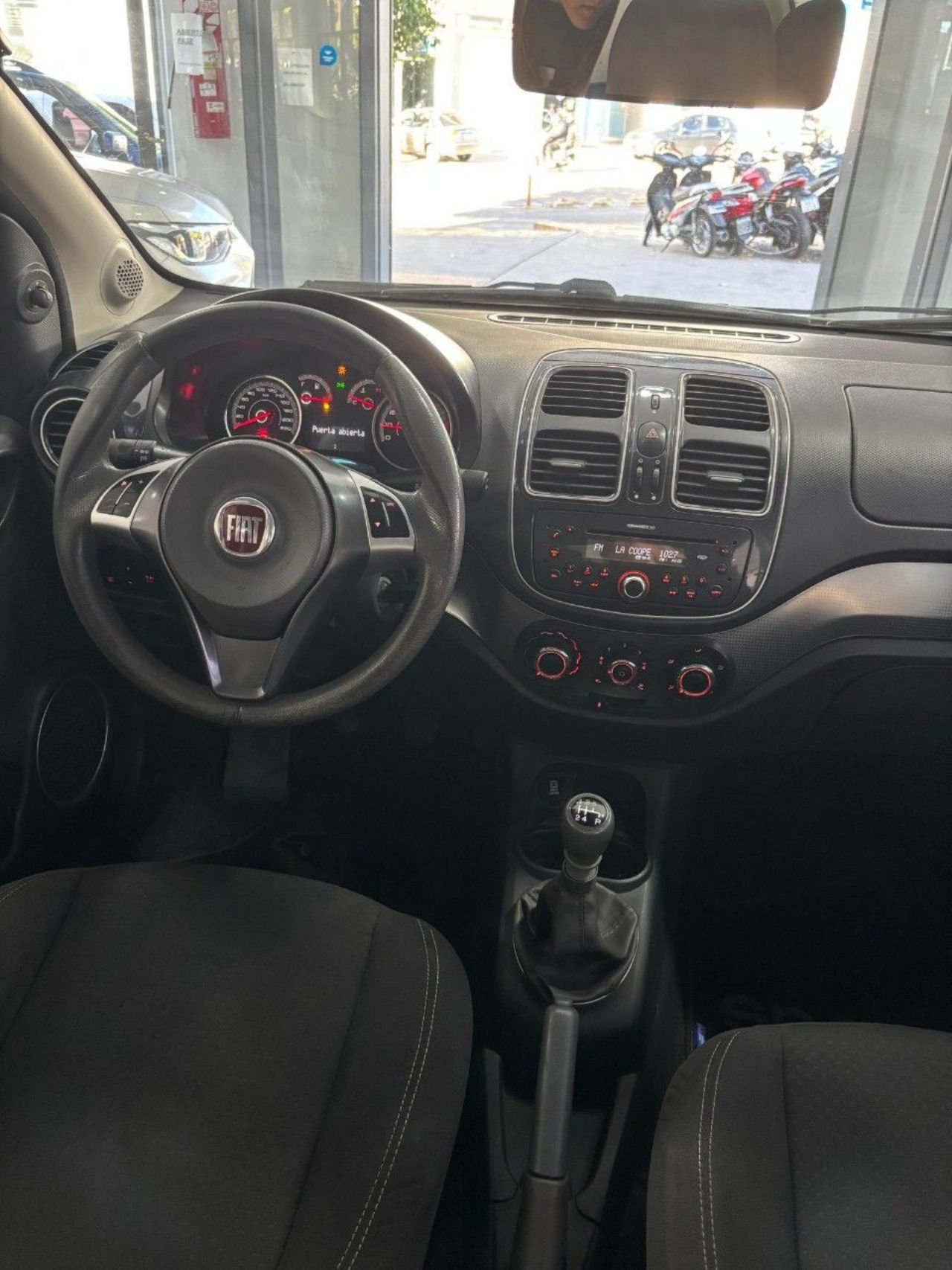 Fiat Grand Siena Usado Financiado en Mendoza, deRuedas