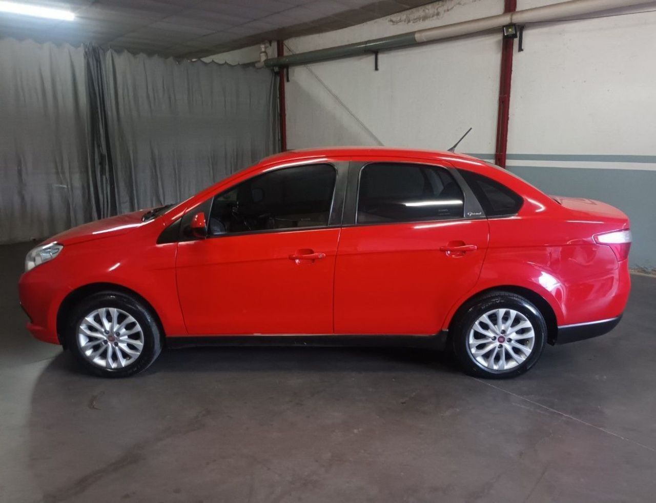 Fiat Grand Siena Usado Financiado en Mendoza, deRuedas