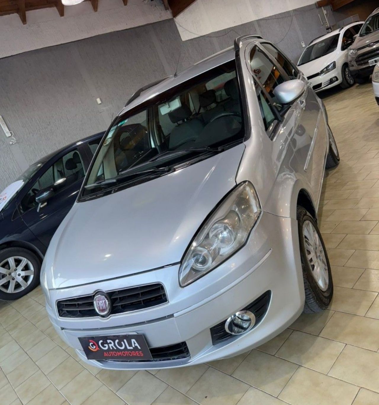 Fiat Idea Usado Financiado en Córdoba, deRuedas