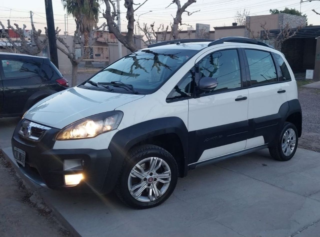 Fiat Idea Usado Financiado en Mendoza, deRuedas