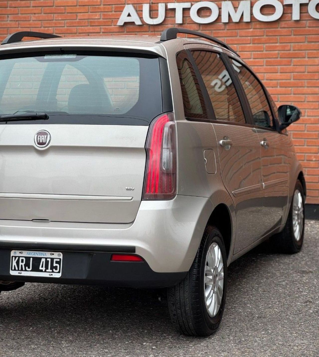 Fiat Idea Usado Financiado en Córdoba, deRuedas