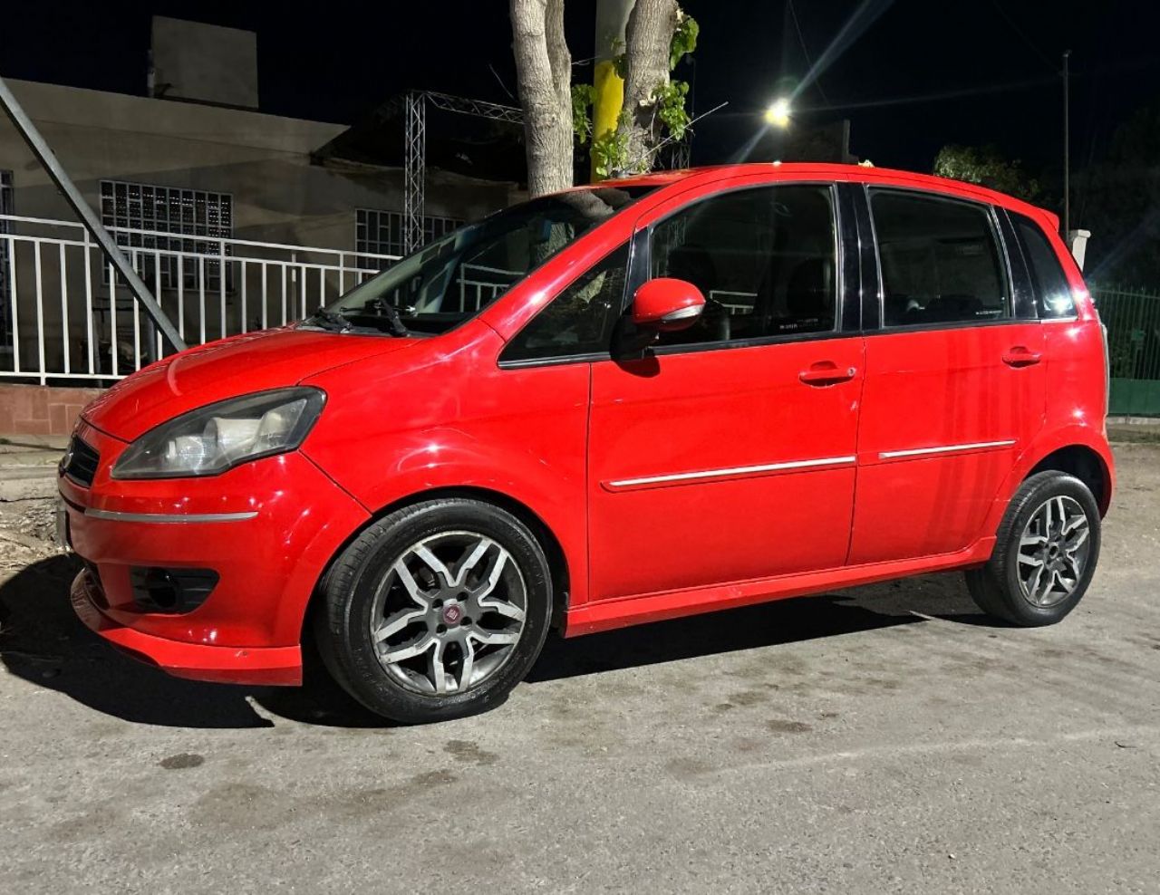 Fiat Idea Usado Financiado en San Juan, deRuedas
