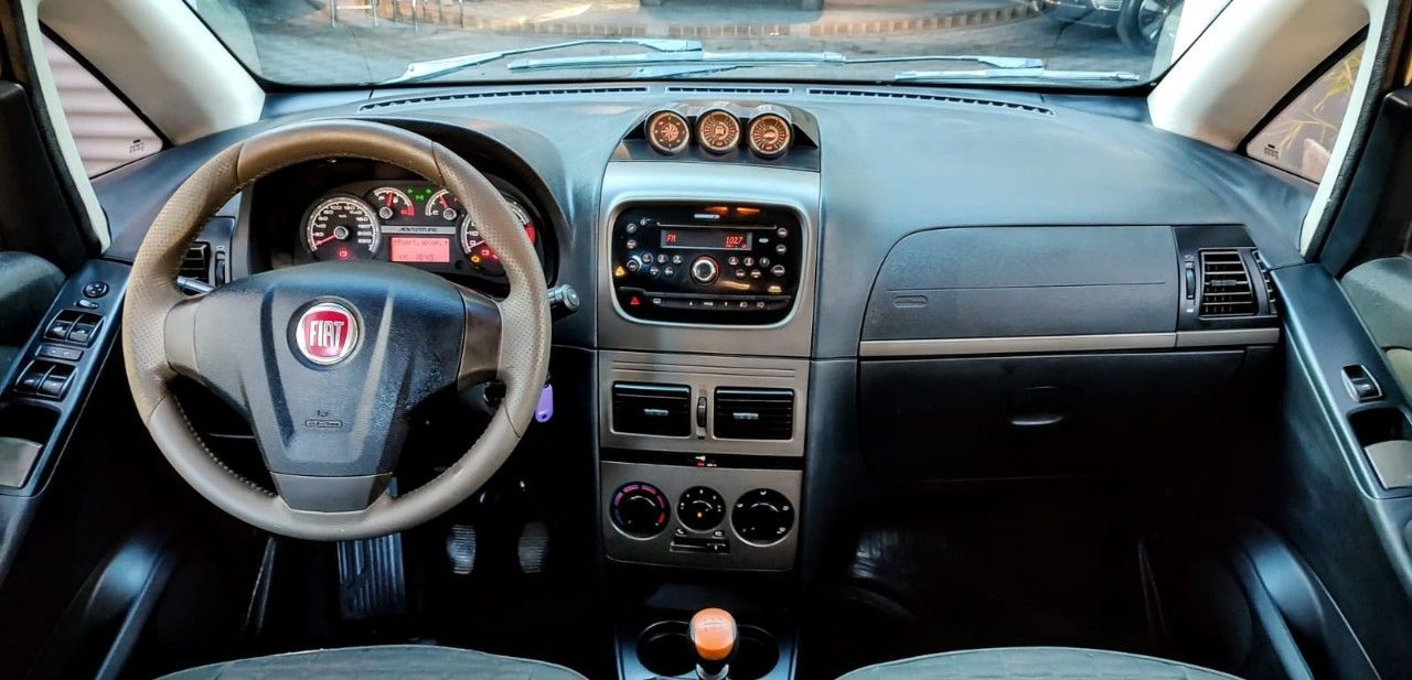 Fiat Idea Usado Financiado en Córdoba, deRuedas