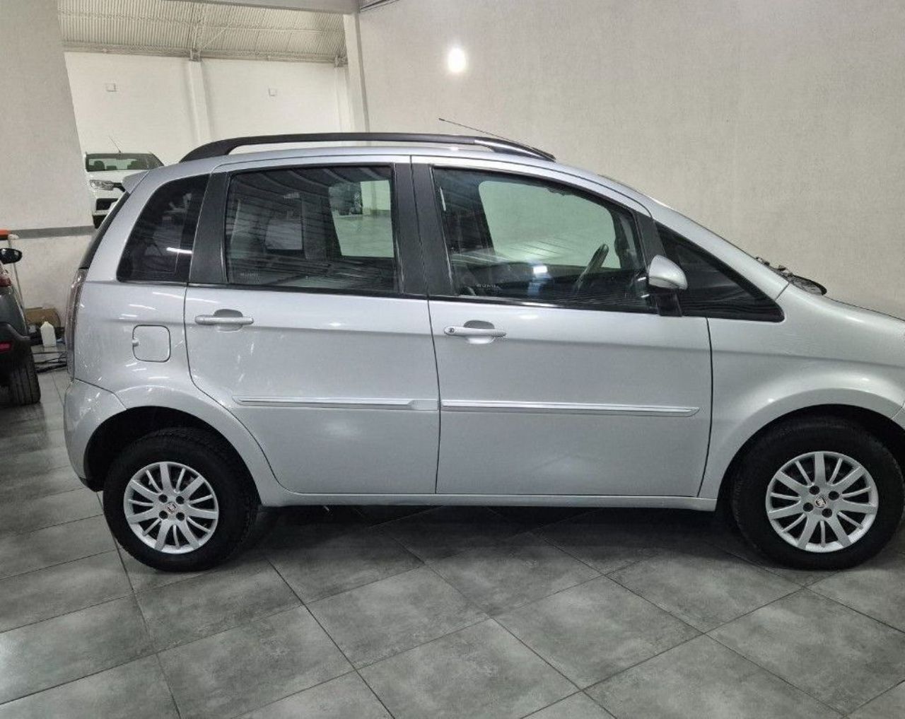 Fiat Idea Usado Financiado en Mendoza, deRuedas