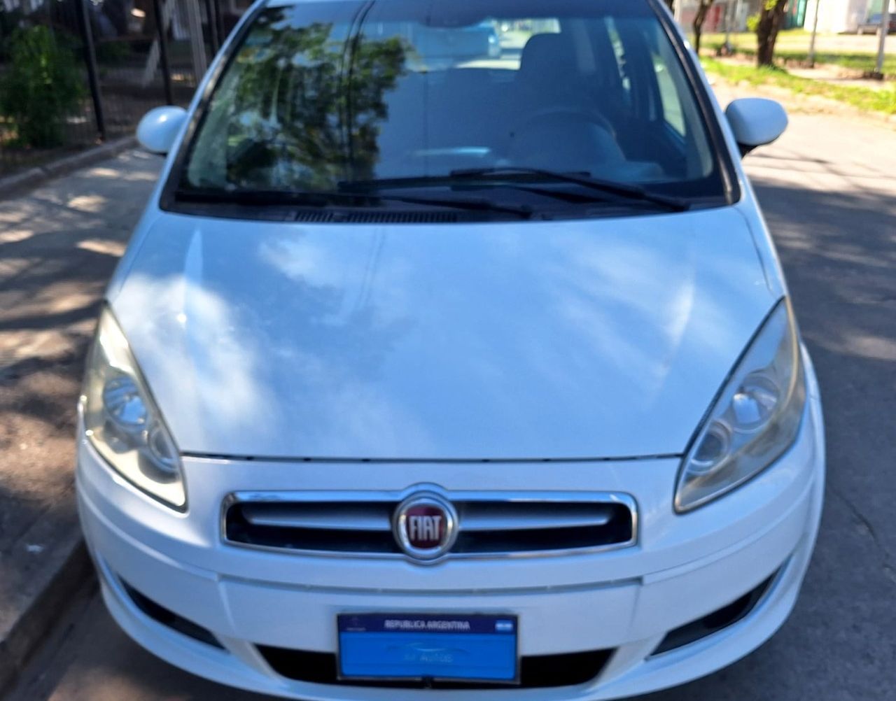 Fiat Idea Usado Financiado en Córdoba, deRuedas