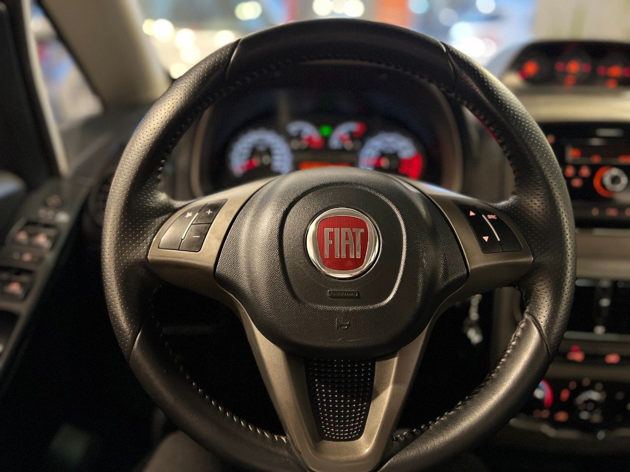 Fiat Idea Usado Financiado en Córdoba, deRuedas