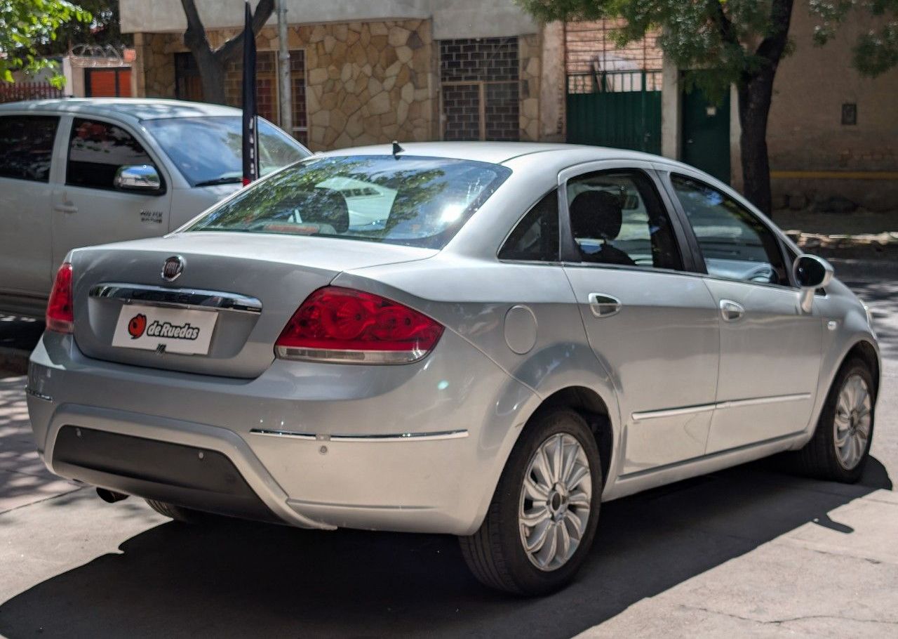 Fiat Linea Usado Financiado en Mendoza, deRuedas