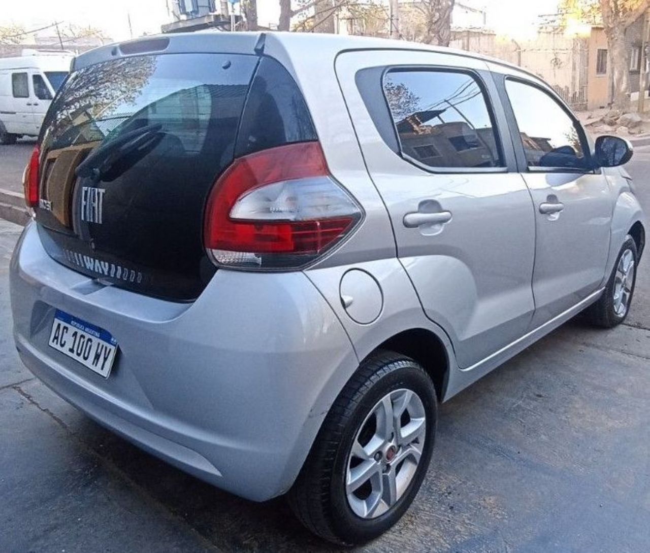 Fiat Mobi Usado en Mendoza, deRuedas