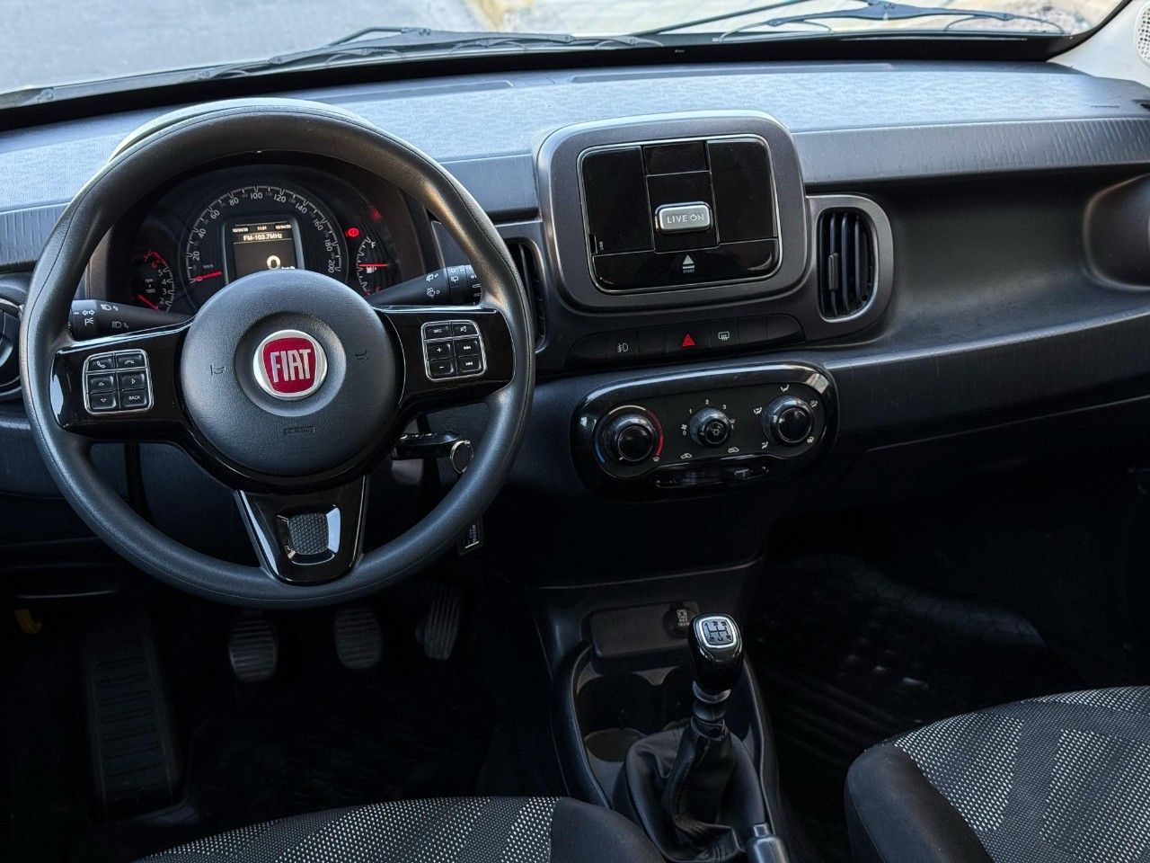 Fiat Mobi Usado Financiado en San Juan, deRuedas
