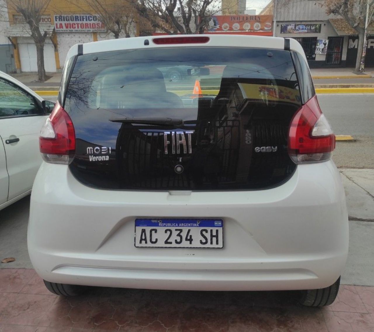 Fiat Mobi Usado Financiado en Mendoza, deRuedas
