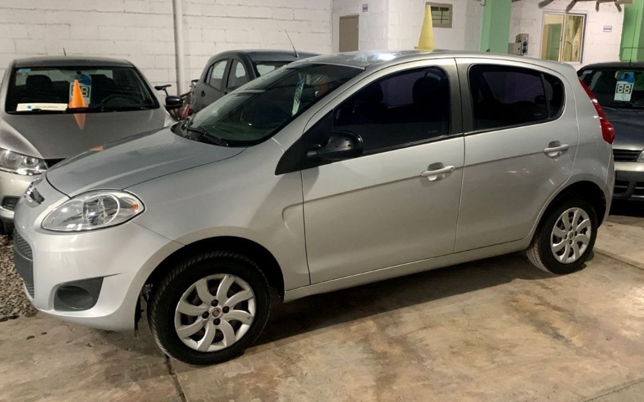 Fiat Nuevo Palio Usado Financiado en Mendoza, deRuedas