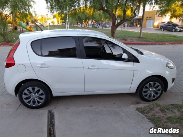 Fiat Nuevo Palio Usado en Córdoba, deRuedas