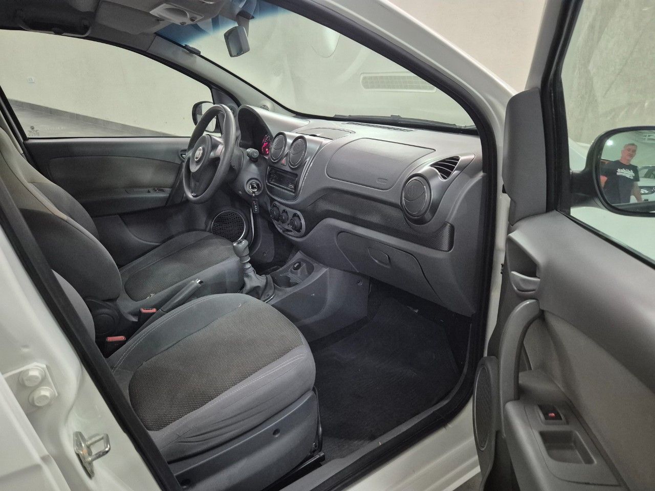 Fiat Nuevo Palio Usado Financiado en Mendoza, deRuedas