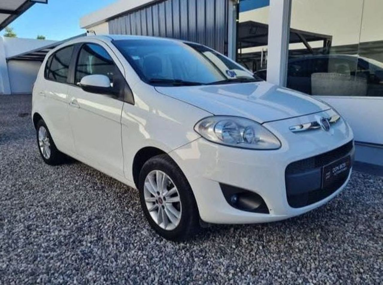 Fiat Nuevo Palio Usado Financiado en Córdoba, deRuedas