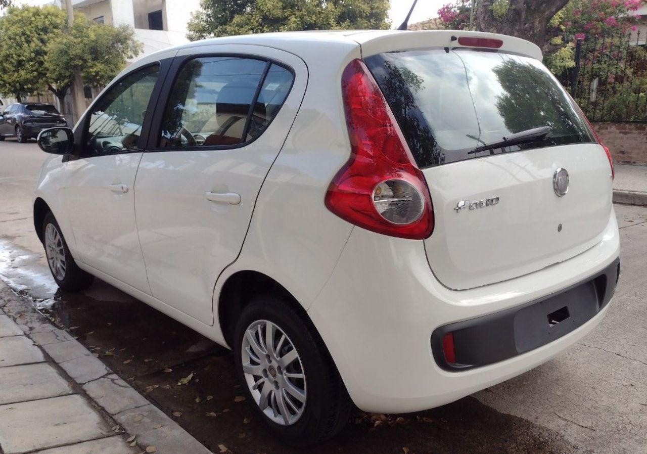 Fiat Nuevo Palio Usado en Córdoba, deRuedas
